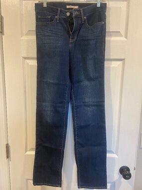 Levis 314 Shaping Straight Jeans Sz28